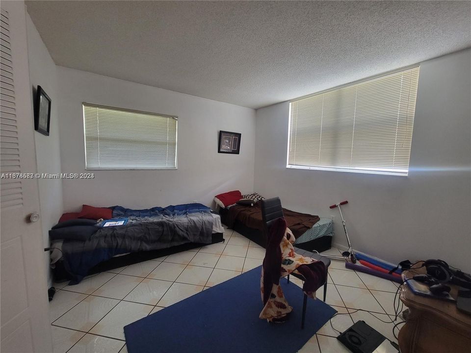 En Venta: $186,000 (2 camas, 2 baños, 1000 Pies cuadrados)