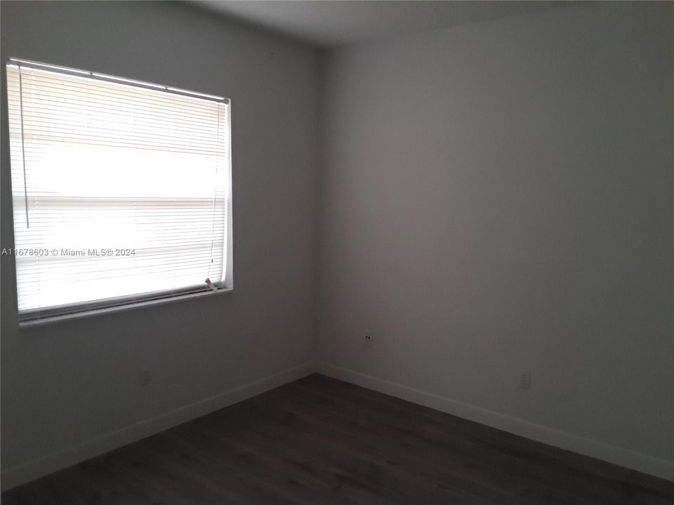 For Rent: $2,100 (2 beds, 2 baths, 840 Square Feet)