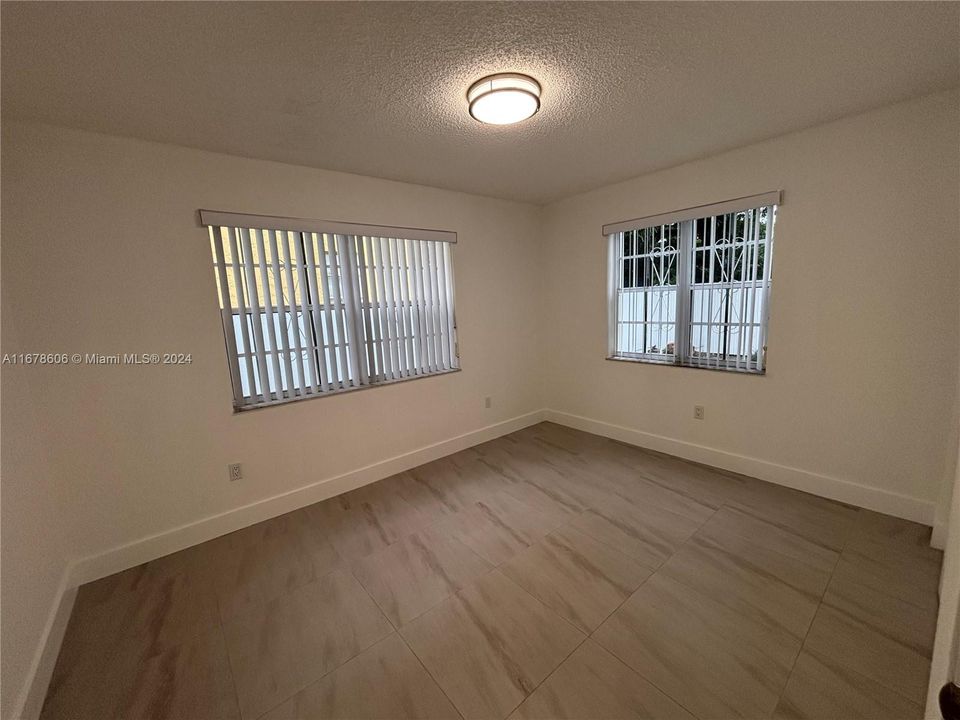 For Rent: $3,100 (2 beds, 2 baths, 6426 Square Feet)