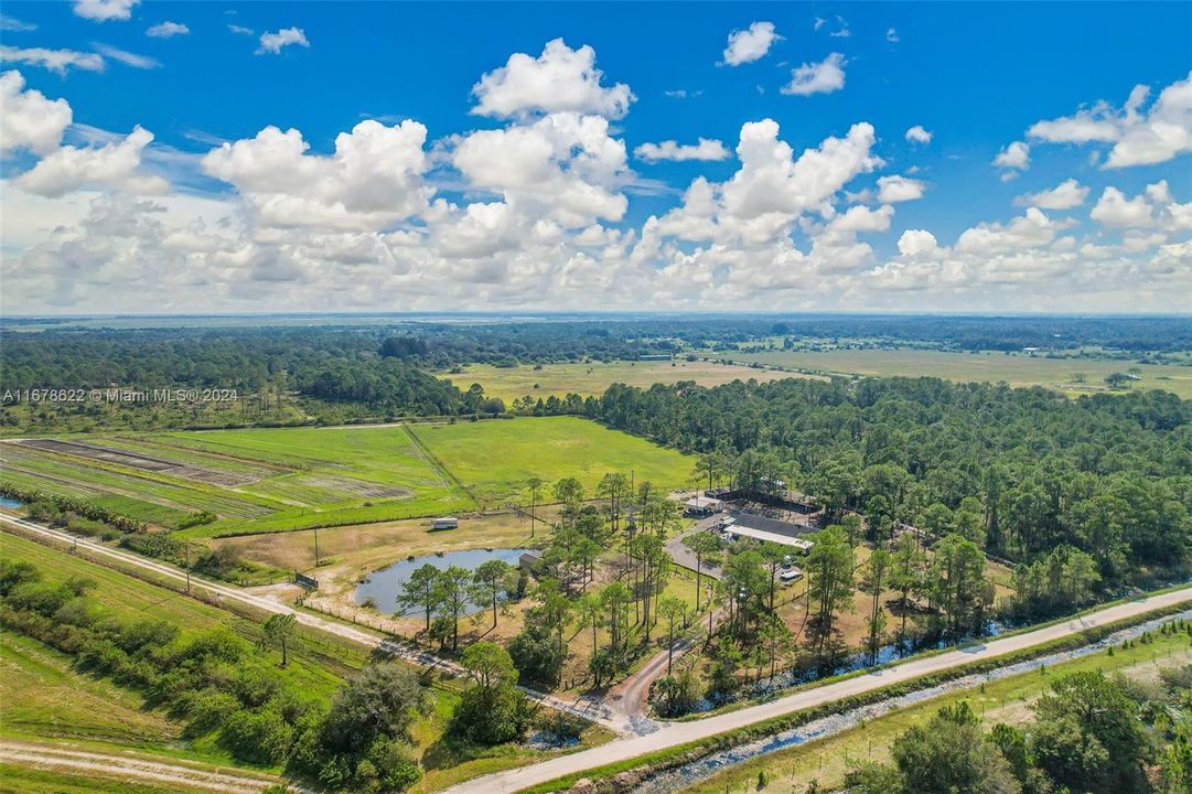 For Sale: $950,000 (4 beds, 2 baths, 2356 Square Feet)