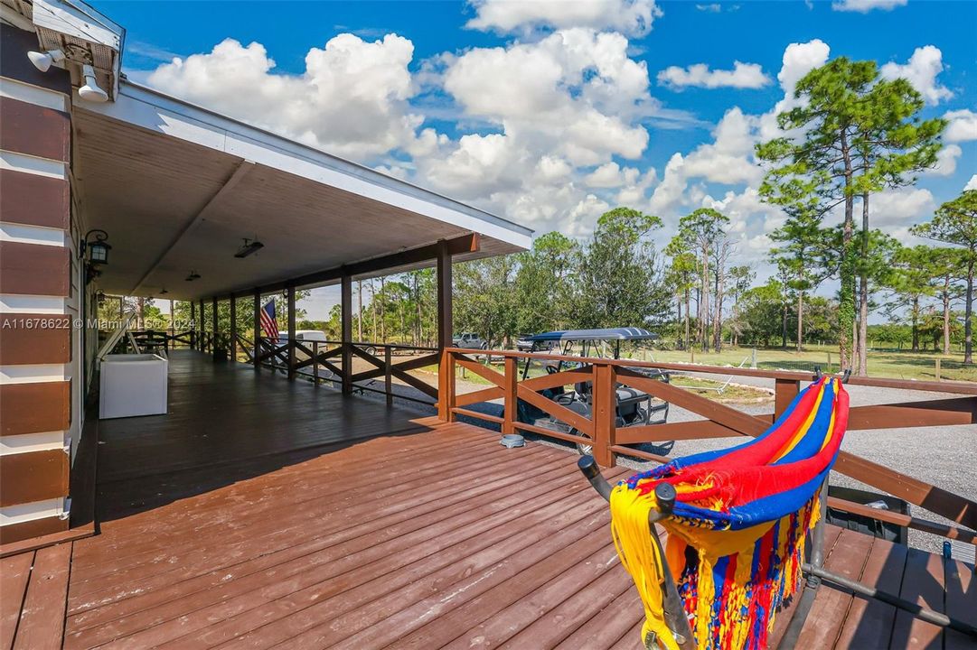 For Sale: $950,000 (4 beds, 2 baths, 2356 Square Feet)