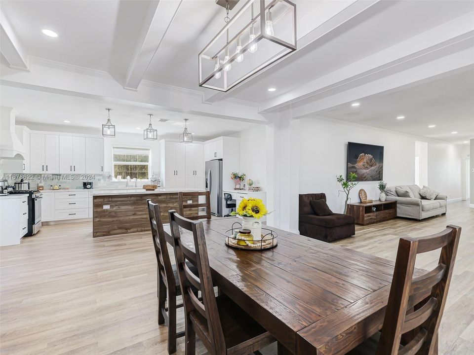 For Sale: $950,000 (4 beds, 2 baths, 2356 Square Feet)