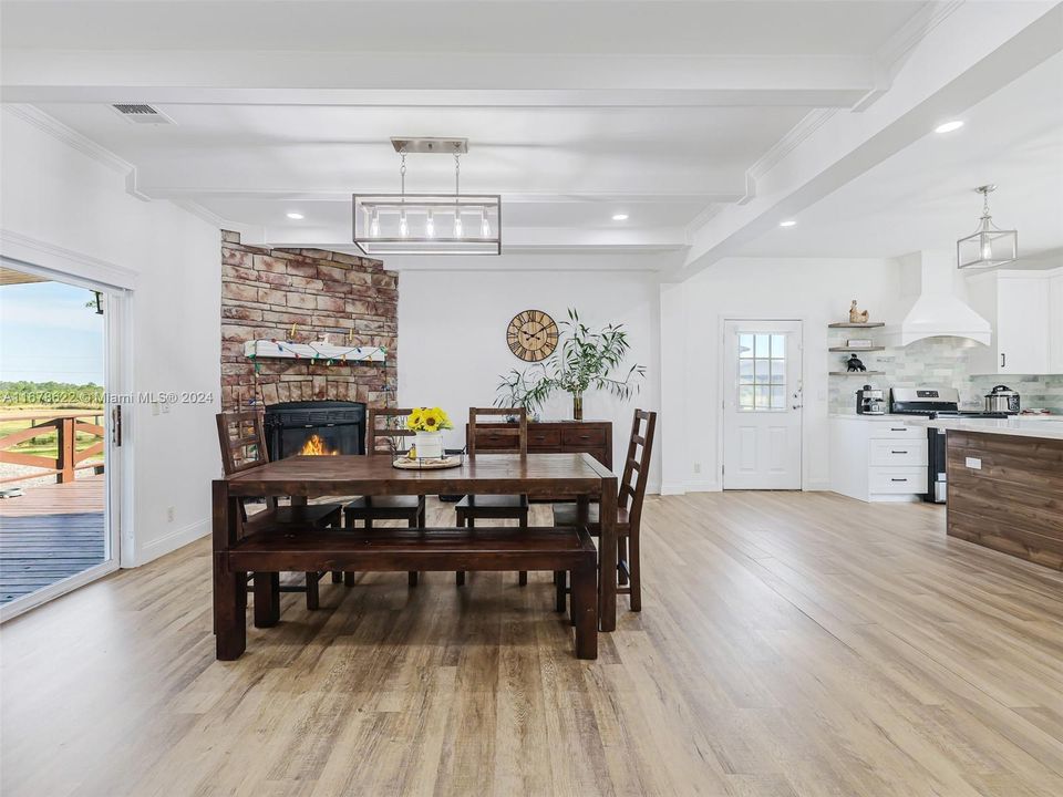 For Sale: $950,000 (4 beds, 2 baths, 2356 Square Feet)