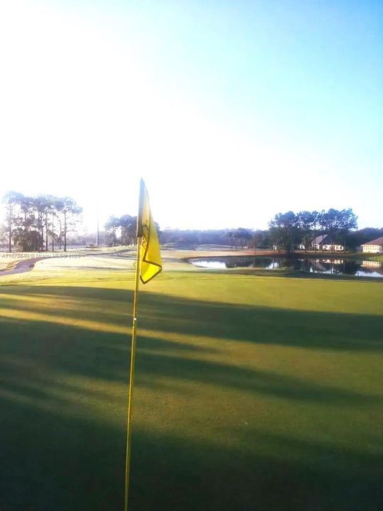 Hit the links! Sebring is a hidden gem for golf lovers.