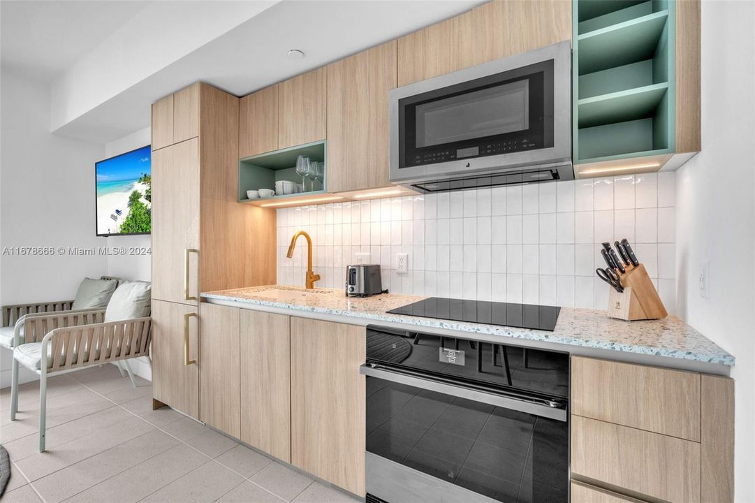 For Sale: $595,000 (1 beds, 1 baths, 0 Square Feet)