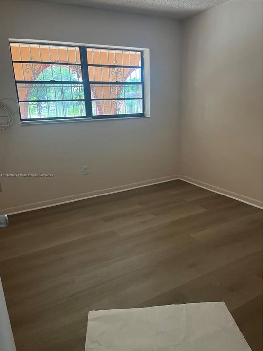 En Venta: $875,000 (5 camas, 3 baños, 2913 Pies cuadrados)