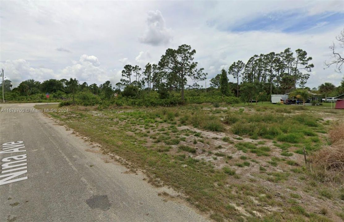 Active With Contract: $22,595 (0.23 acres)