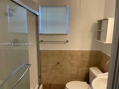 For Rent: $2,200 (2 beds, 2 baths, 1100 Square Feet)