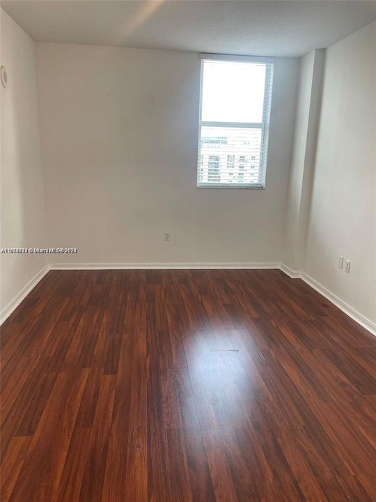 For Rent: $2,750 (2 beds, 2 baths, 850 Square Feet)