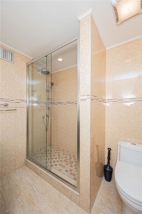 2nd Bathroom/w Shower