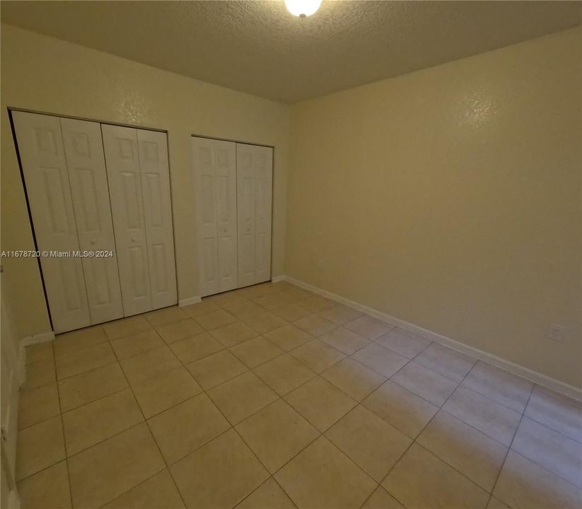 For Rent: $2,500 (2 beds, 2 baths, 1035 Square Feet)