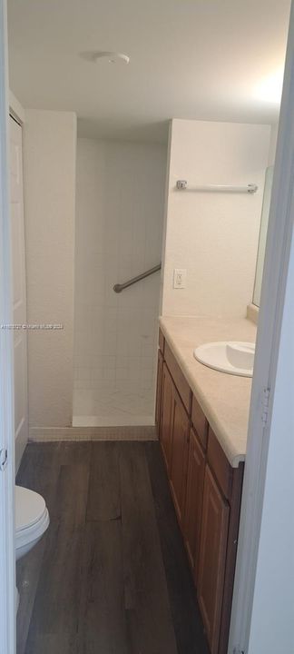 For Rent: $2,190 (2 beds, 2 baths, 944 Square Feet)