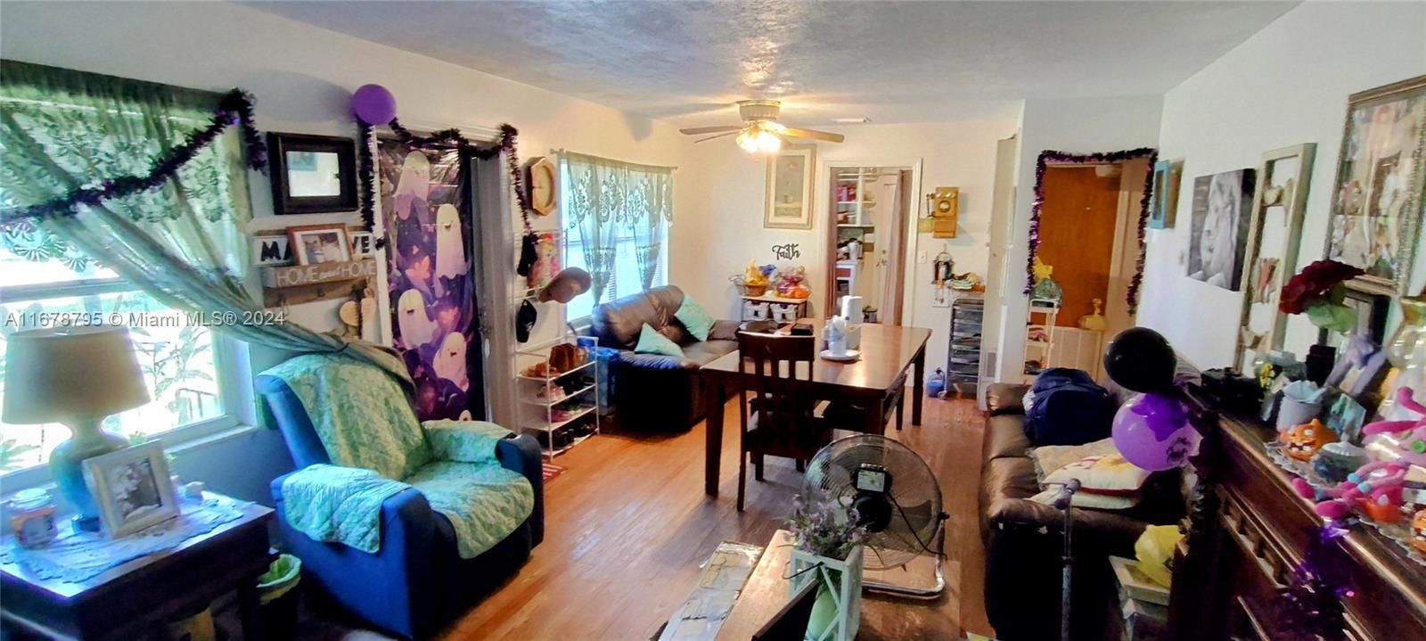 For Sale: $235,000 (3 beds, 1 baths, 1104 Square Feet)