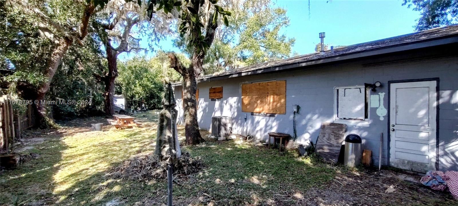 En Venta: $235,000 (3 camas, 1 baños, 1104 Pies cuadrados)