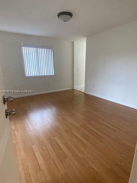 For Rent: $2,500 (2 beds, 2 baths, 1390 Square Feet)