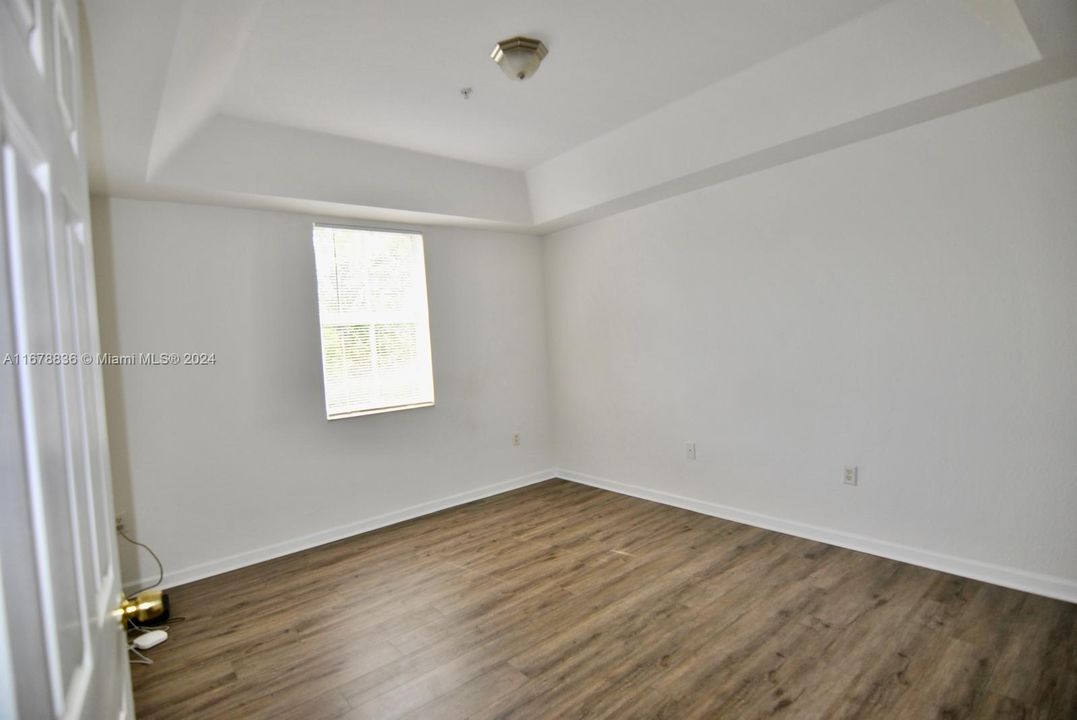 For Rent: $2,650 (2 beds, 2 baths, 1260 Square Feet)