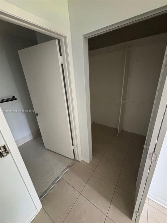 В аренду: $2,400 (2 спален, 2 ванн, 1224 Квадратных фут)