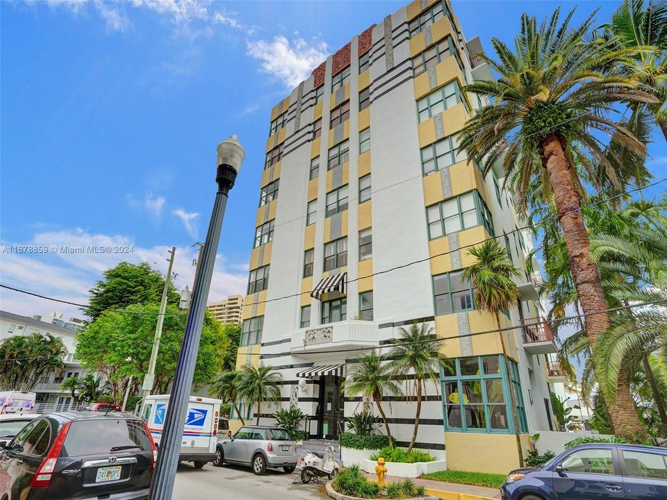 En Venta: $850,000 (2 camas, 2 baños, 952 Pies cuadrados)