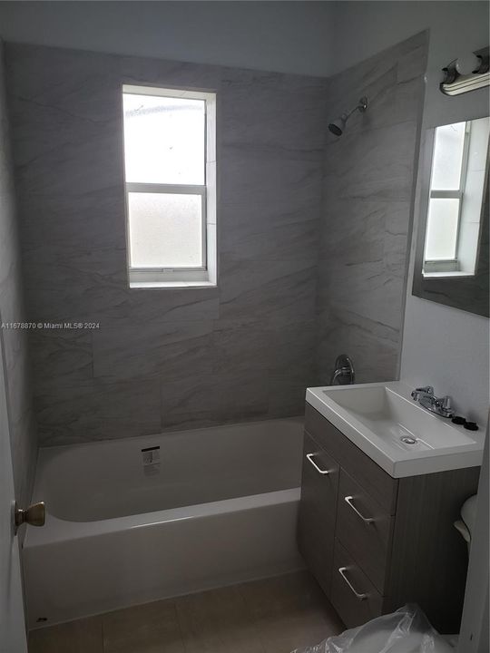 For Rent: $2,855 (4 beds, 2 baths, 1410 Square Feet)