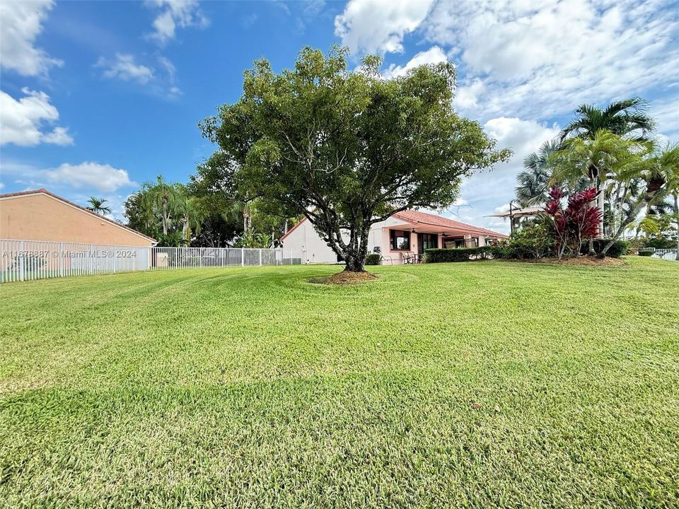 For Sale: $1,500,000 (4 beds, 3 baths, 2783 Square Feet)