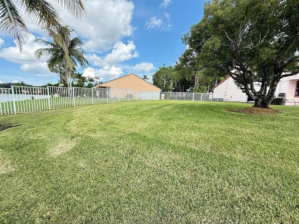 For Sale: $1,500,000 (4 beds, 3 baths, 2783 Square Feet)