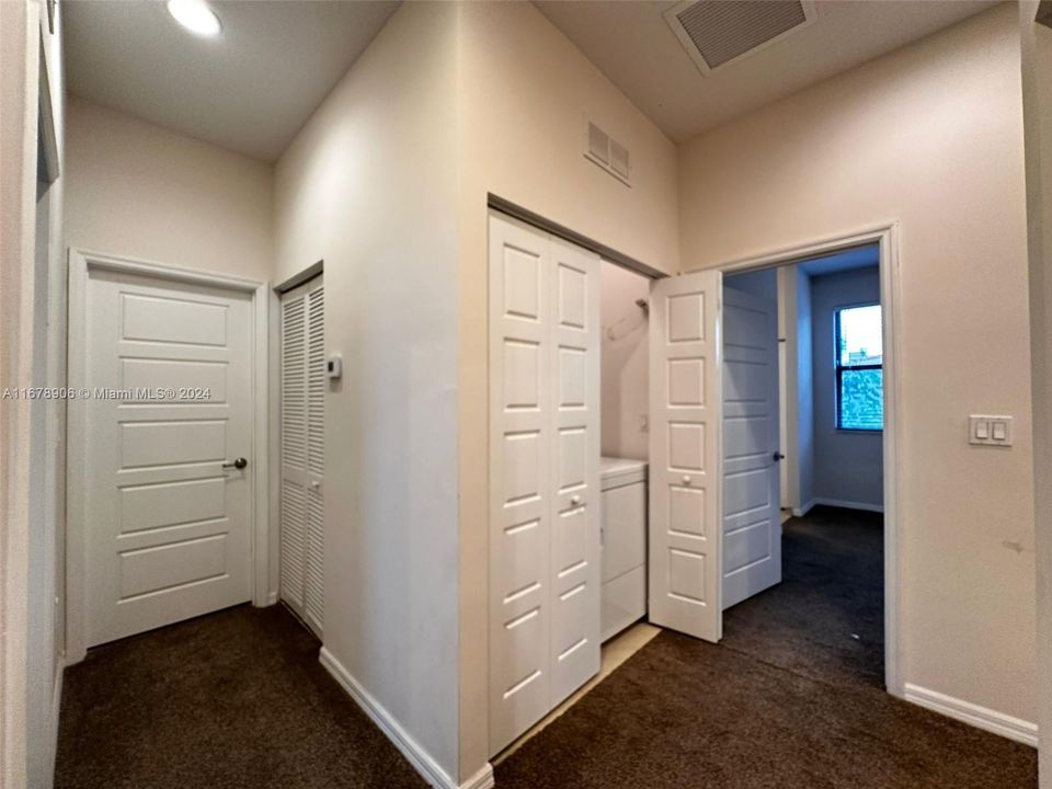 For Rent: $3,900 (3 beds, 2 baths, 1965 Square Feet)