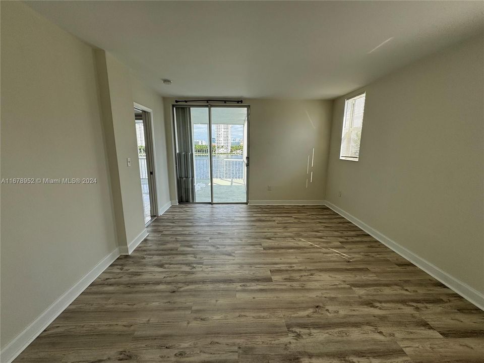 For Rent: $3,400 (2 beds, 2 baths, 1083 Square Feet)