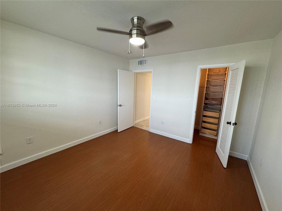 For Rent: $3,400 (2 beds, 2 baths, 1083 Square Feet)