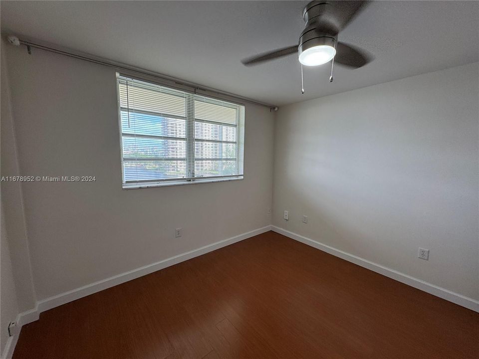 For Rent: $3,400 (2 beds, 2 baths, 1083 Square Feet)