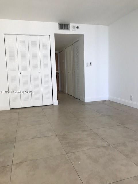 For Rent: $2,900 (2 beds, 2 baths, 1030 Square Feet)