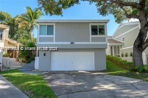 For Sale: $549,900 (3 beds, 2 baths, 1425 Square Feet)