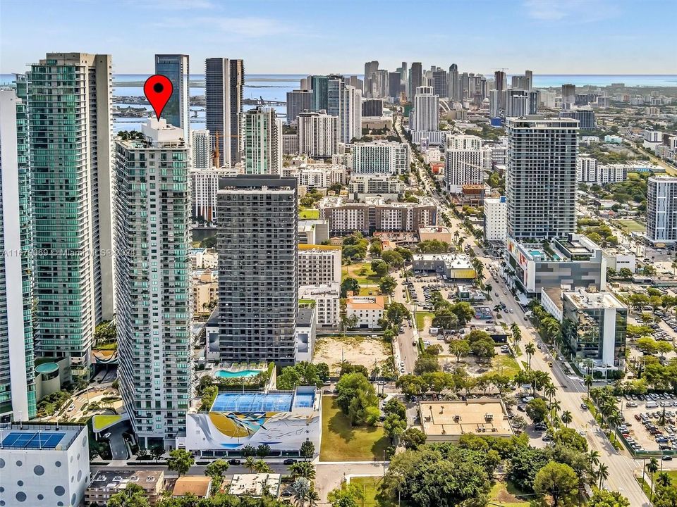 Recently Sold: $615,000 (2 beds, 2 baths, 944 Square Feet)