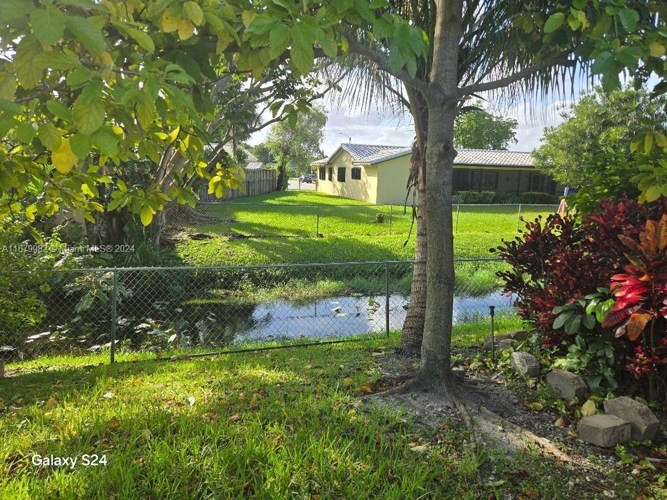 For Sale: $599,000 (3 beds, 2 baths, 1360 Square Feet)