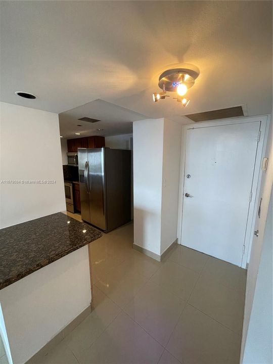 For Rent: $3,995 (2 beds, 2 baths, 1464 Square Feet)