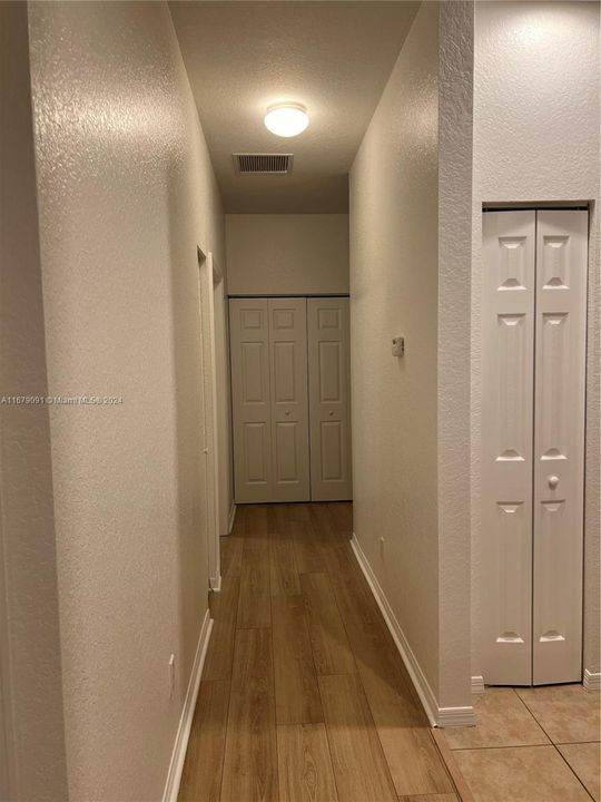 Recently Rented: $2,700 (2 beds, 2 baths, 1232 Square Feet)