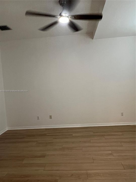 Recently Rented: $2,700 (2 beds, 2 baths, 1232 Square Feet)