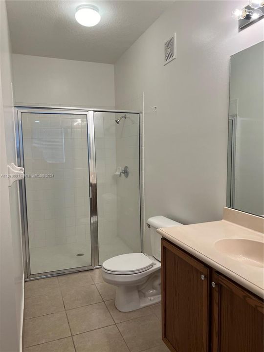 Recently Rented: $2,700 (2 beds, 2 baths, 1232 Square Feet)