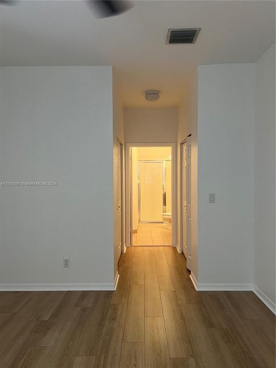 Recently Rented: $2,700 (2 beds, 2 baths, 1232 Square Feet)
