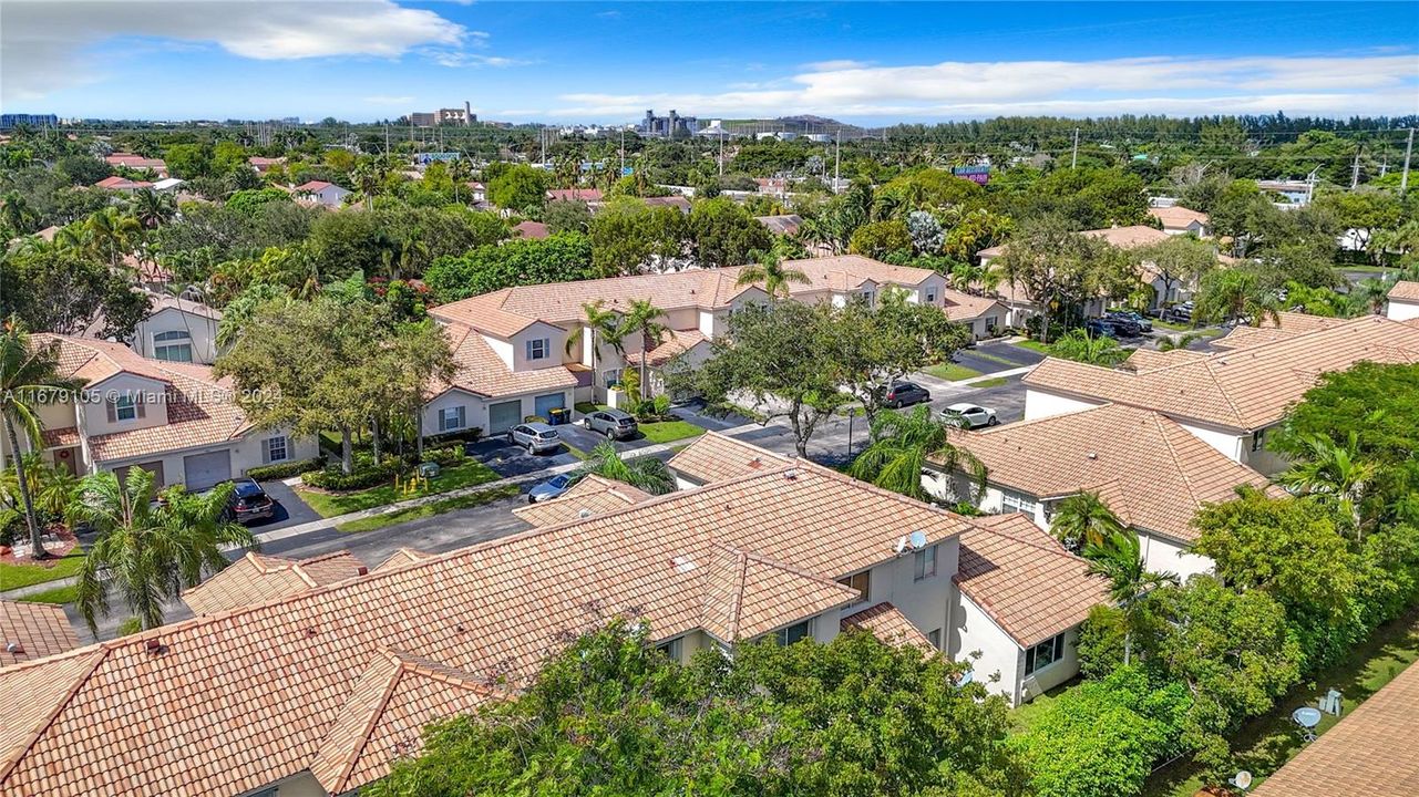 For Sale: $672,000 (3 beds, 2 baths, 1633 Square Feet)