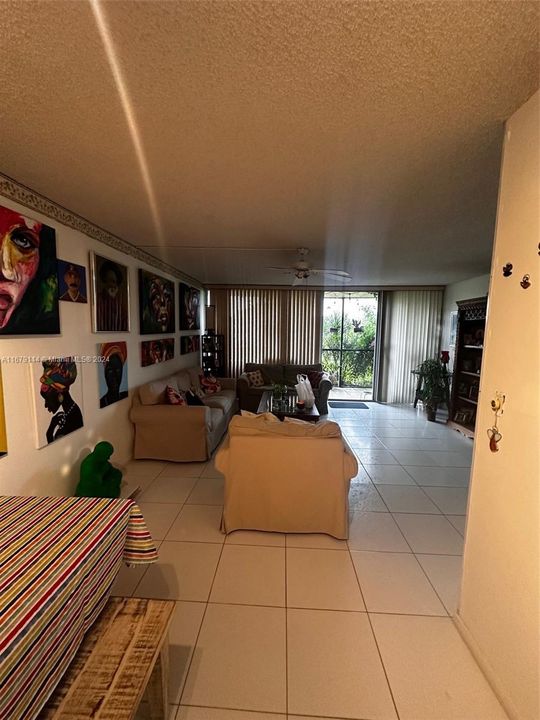 En Venta: $150,000 (2 camas, 2 baños, 780 Pies cuadrados)