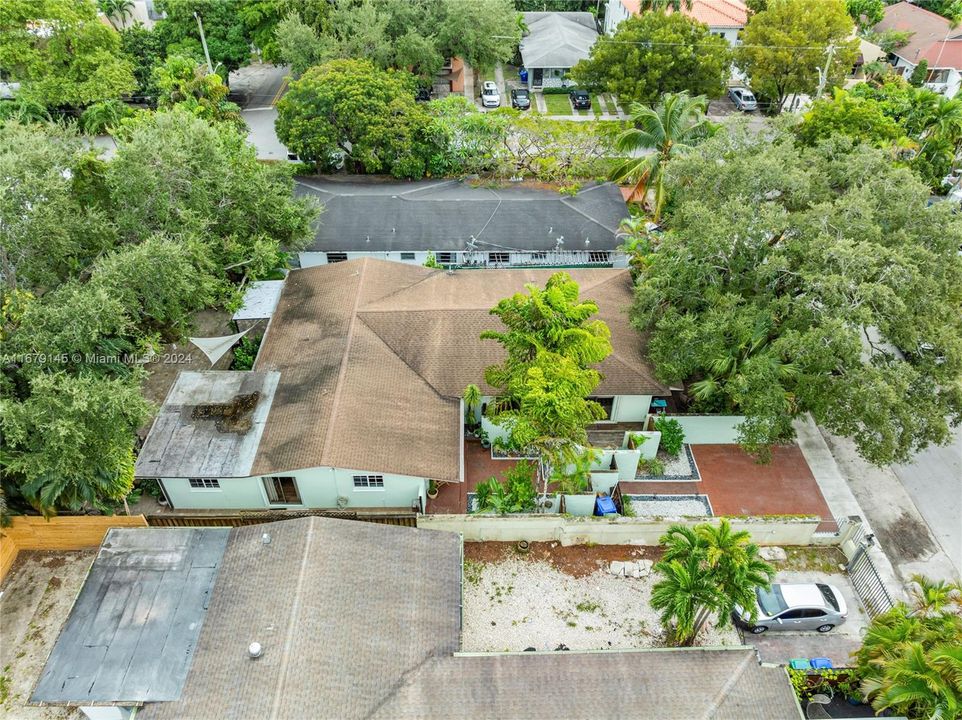 For Sale: $1,250,000 (3 beds, 2 baths, 1530 Square Feet)