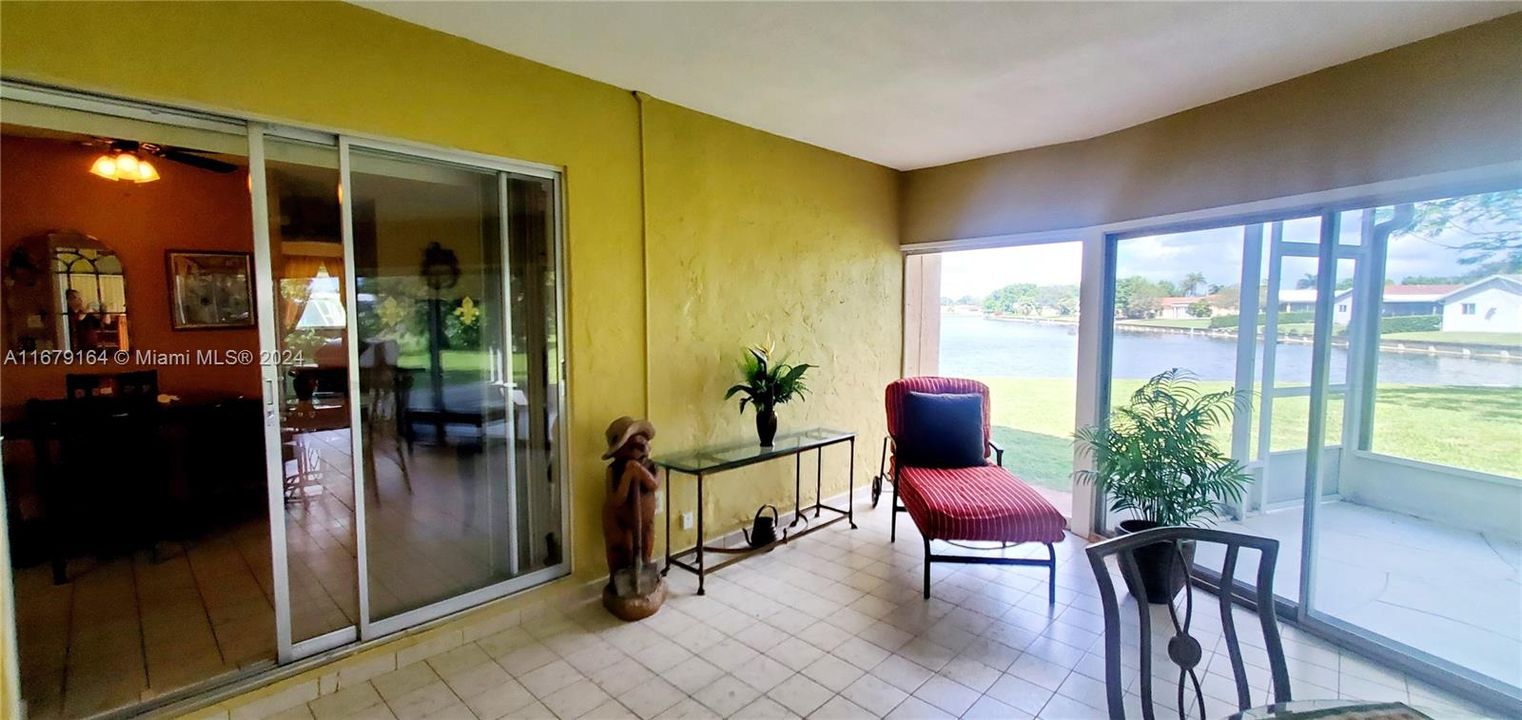 En Venta: $549,000 (2 camas, 2 baños, 1884 Pies cuadrados)