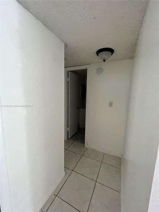 En Venta: $180,000 (2 camas, 2 baños, 1200 Pies cuadrados)