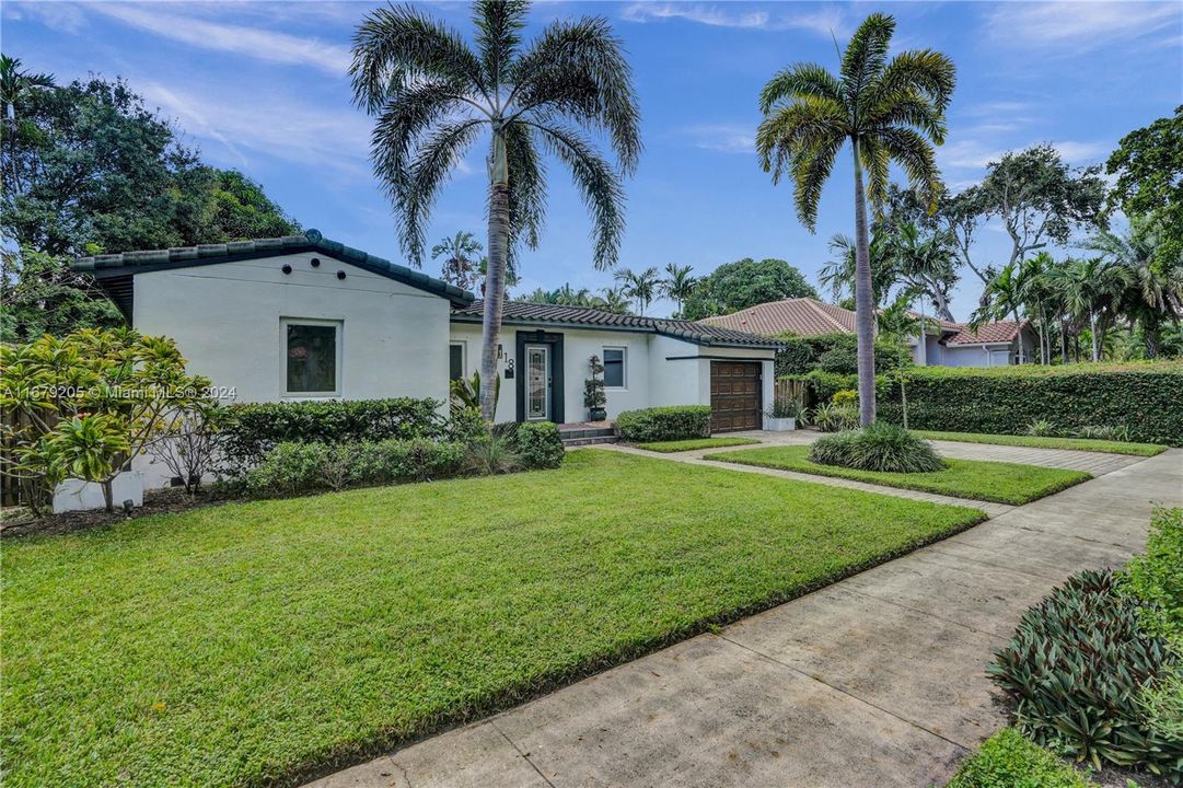 For Sale: $1,150,000 (3 beds, 2 baths, 1457 Square Feet)