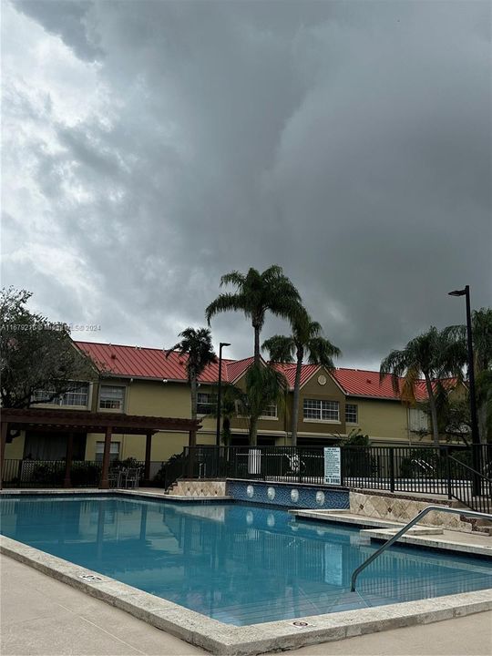 最近租的: $1,850 (1 贝兹, 1 浴室, 735 平方英尺)