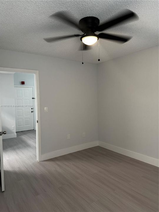 最近租的: $1,850 (1 贝兹, 1 浴室, 735 平方英尺)