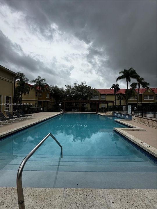 最近租的: $1,850 (1 贝兹, 1 浴室, 735 平方英尺)