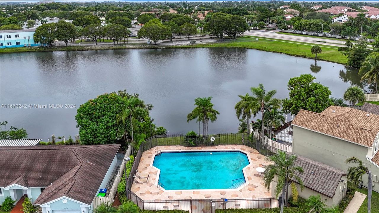 For Sale: $459,000 (3 beds, 2 baths, 1230 Square Feet)