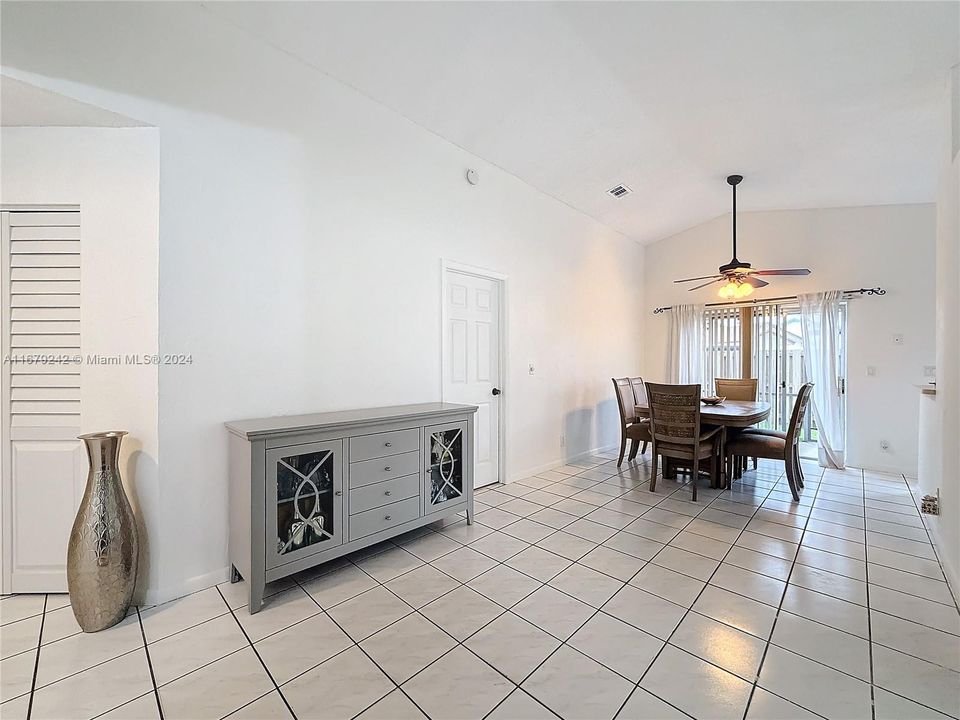 For Sale: $459,000 (3 beds, 2 baths, 1230 Square Feet)