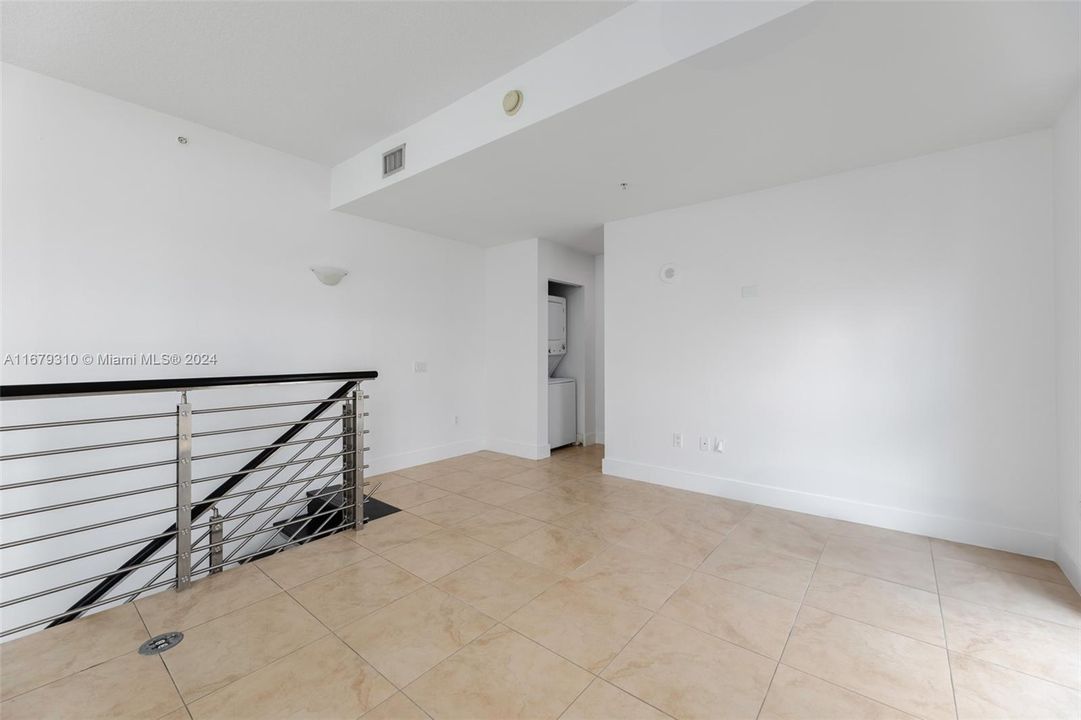 For Rent: $3,300 (2 beds, 2 baths, 1267 Square Feet)